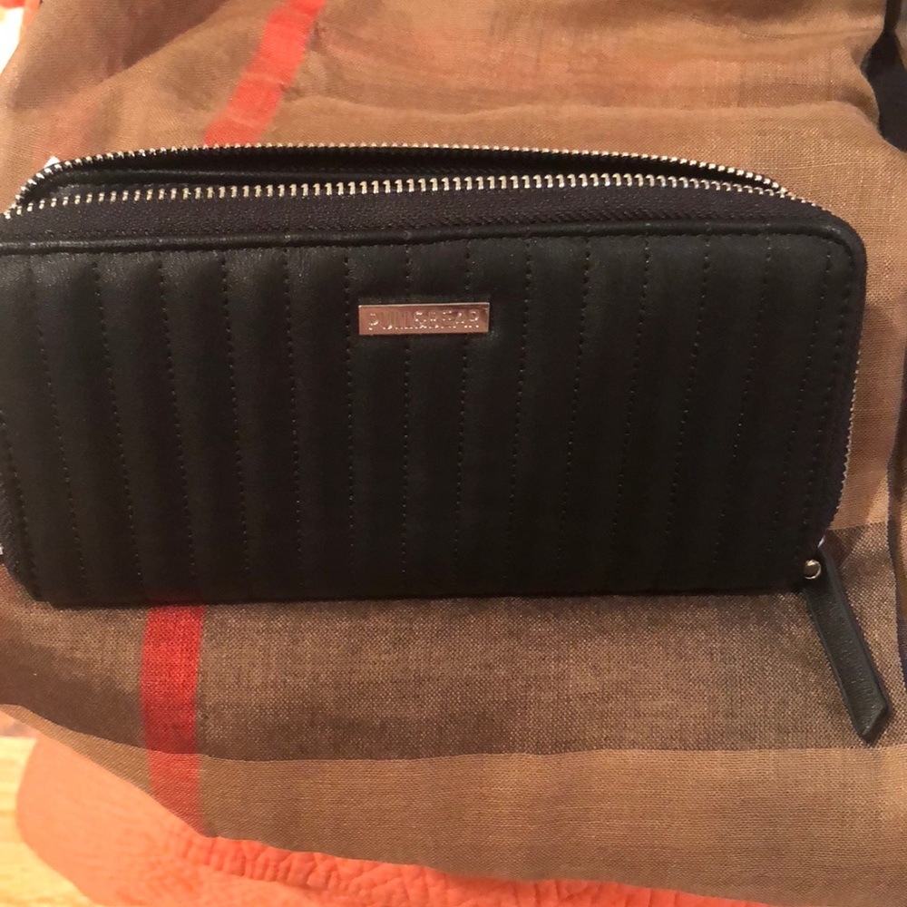 Pull and bear New Black wallet